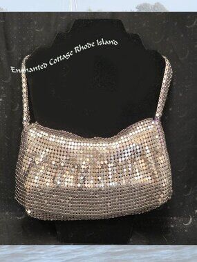 𝐋𝐈𝐙 Silver Metal Mesh Sparklling Handbag - Purple Lining Clutch Bag